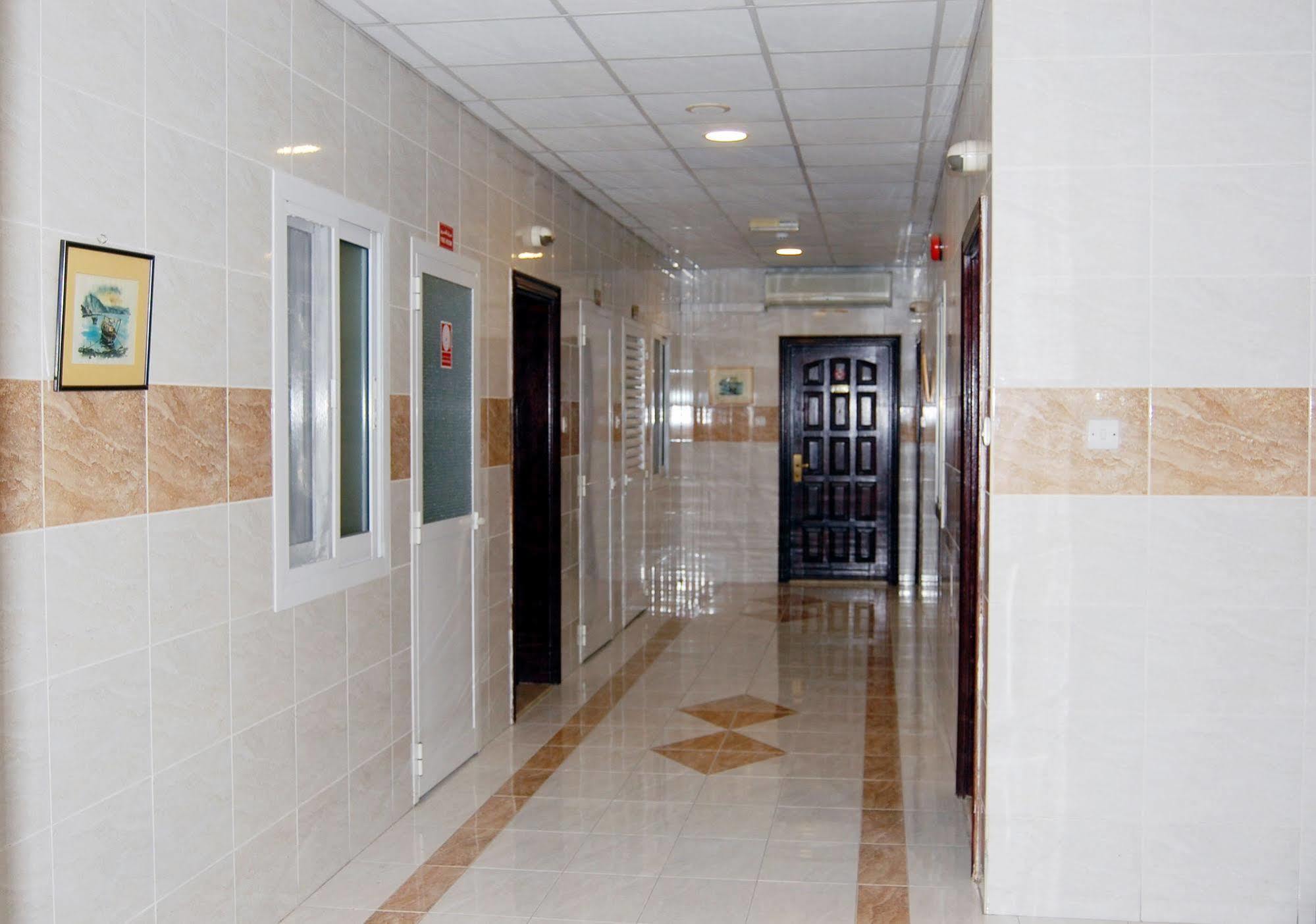 Al Ferdous Hotel Apartment Sharjah Exterior photo